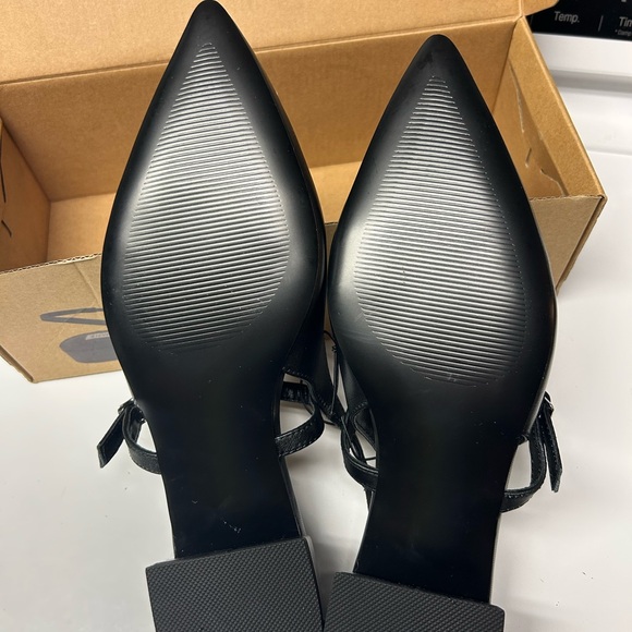 Steve Madden Black Christy Slingback- Ladies 10- NIB - Picture 2 of 3